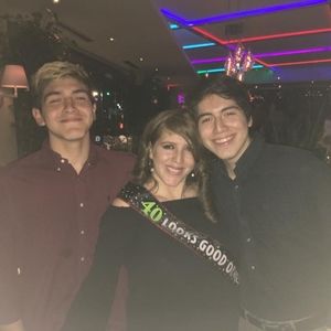 Meet your Posher, Christopher